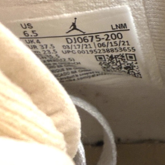 Air Jordan 4 Retro "Shimmer" DJ0675-200 Size 6.5 - Picture 5 of 7